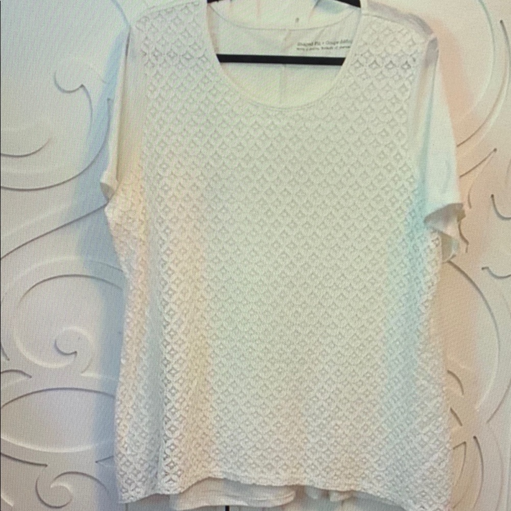 Elegant White Lace Women's Top